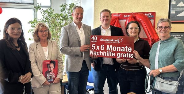Studienkreis Nachhilfe Herford spendet Nachhilfestipendien zum 40-jährigen Jubiläum