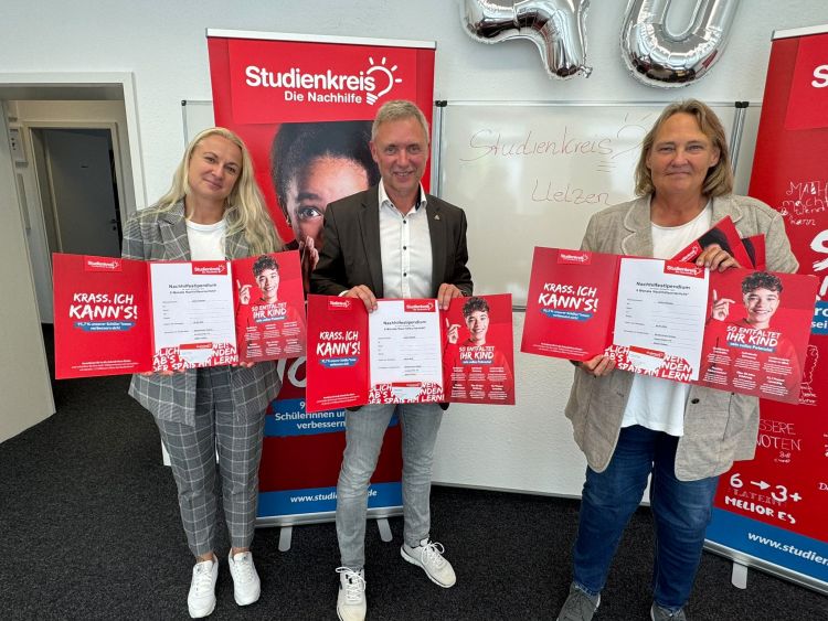 Studienkreis Nachhilfe Uelzen spendet Nachhilfestipendien zum 40-jährigen Jubiläum