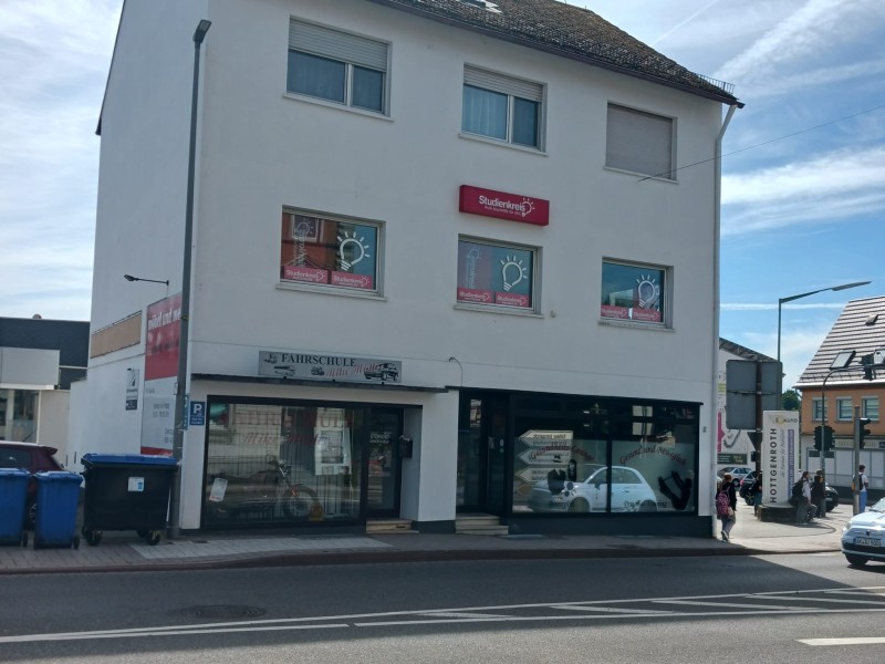 Gebäude