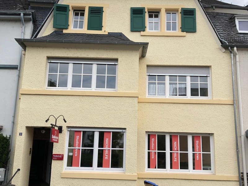 Gebäude
