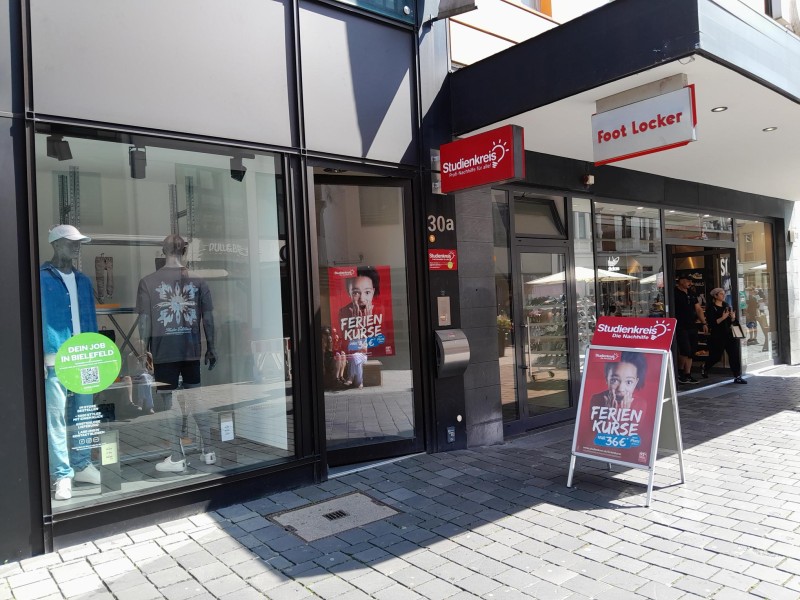 Außenansicht Eingangsbereich