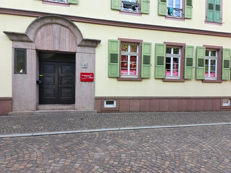 Gebäude