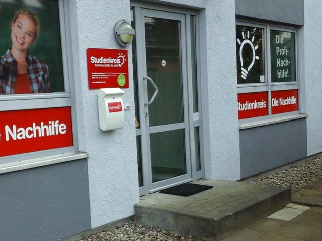 Außenansicht Eingang