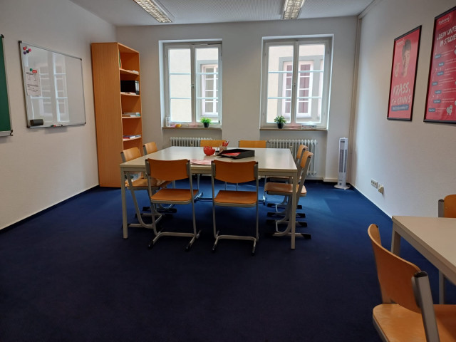 NEU-