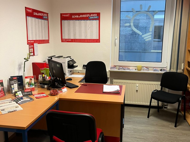 Büro mit Beratungsmöglichkeit