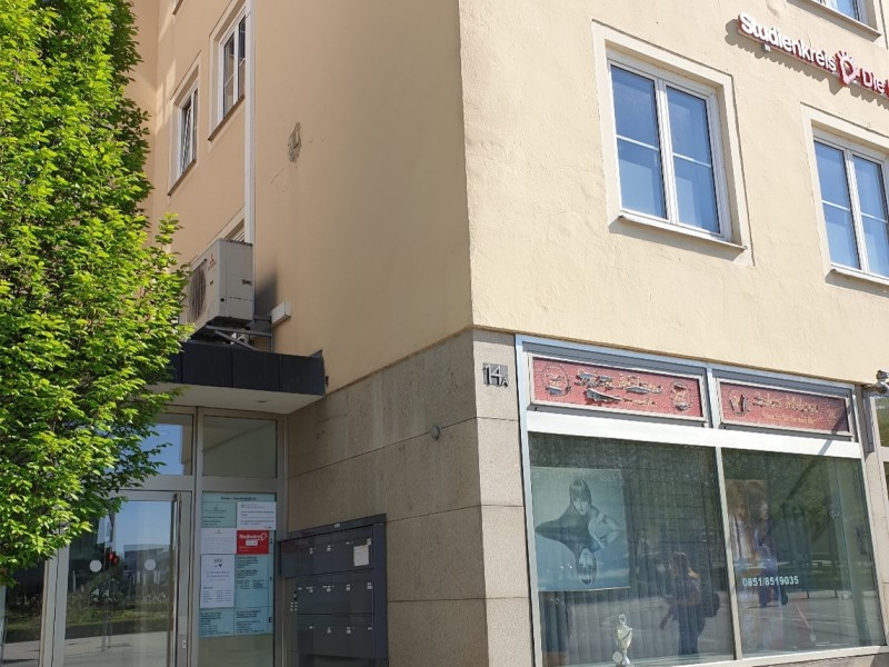Gebäude Eingang