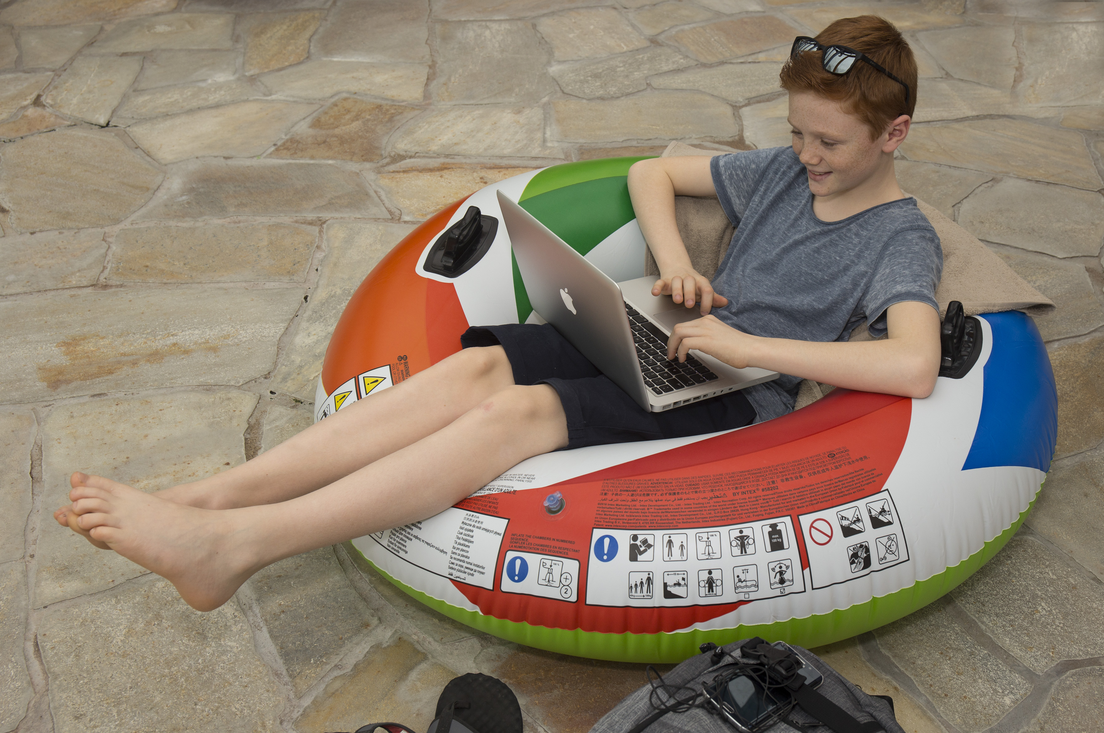 Clever durch die Ferien mit Smartphone und Co.