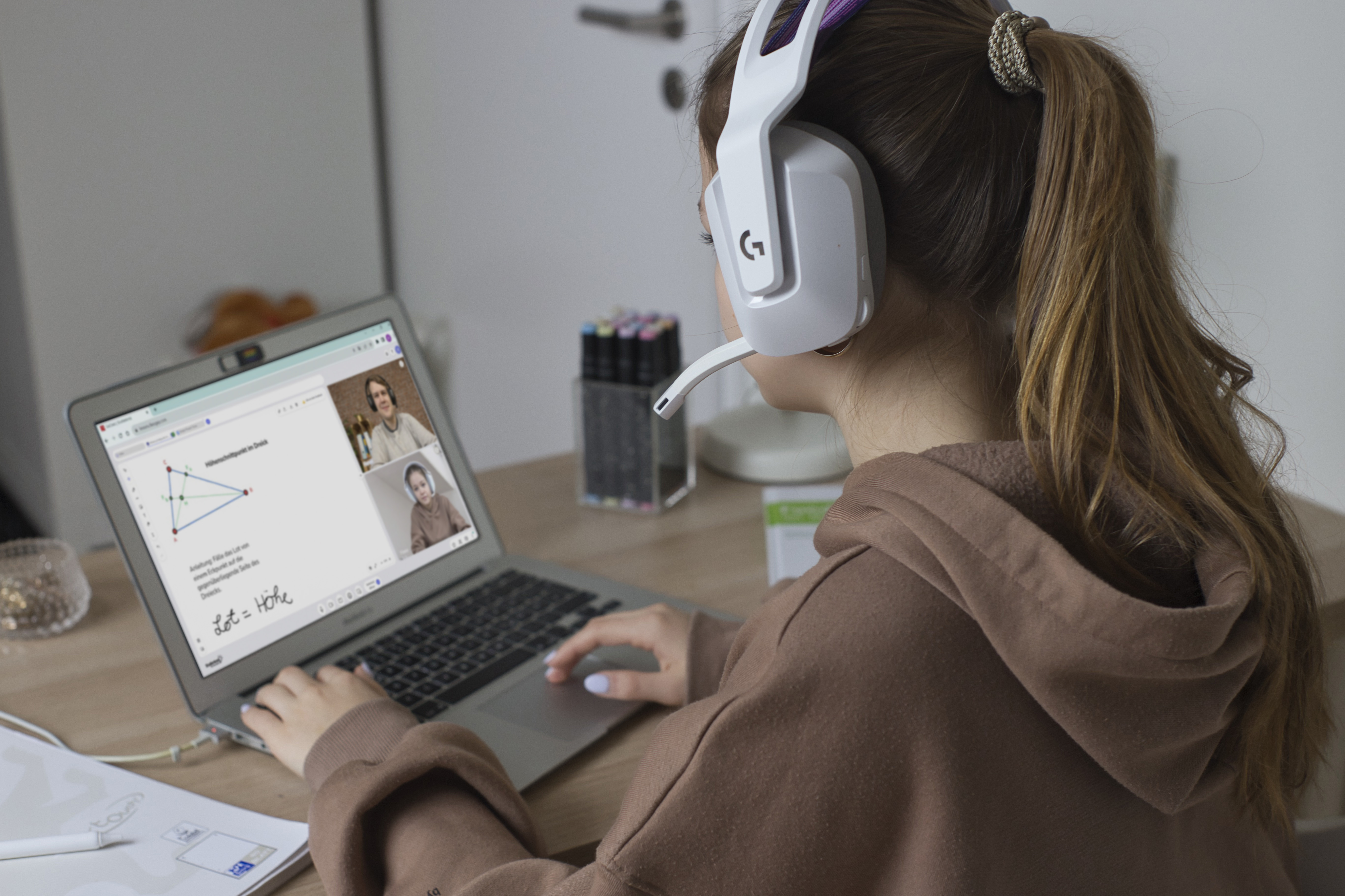 Smarter lernen: Studienkreis bringt KI in die Nachhilfe